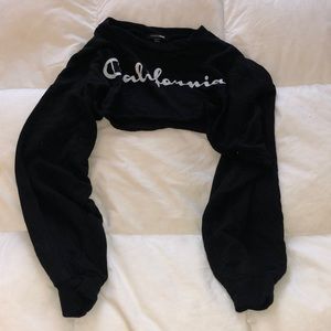 Long sleeve crop top